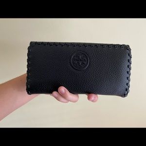 BRAND NEW Tory Burch Marion Wallet